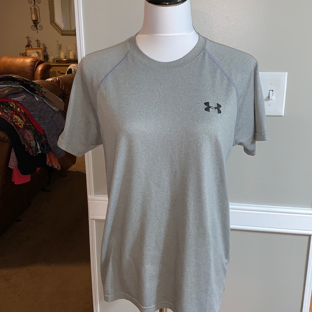 Under Armour T shirt